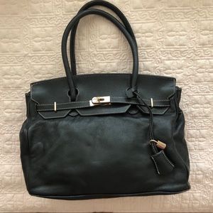 Women’s large handbag